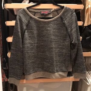 3/4 sleeve sweatshirt